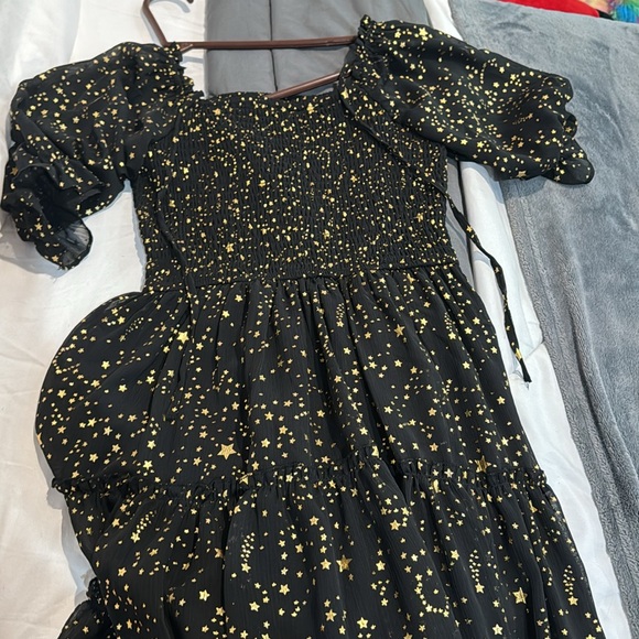 STAR DRESS - Picture 2 of 3